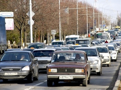 В Краснодаре на углу ул.Рашпилевской и Красных Партизан изменится схема движения транспорта