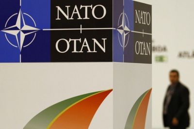 НАТО разрешили сбивать российские самолеты