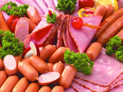 Переработанное мясо вызывает рак - ВОЗ