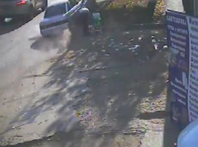В Ростове продавец незамерзайки «родился в рубашке». Видео