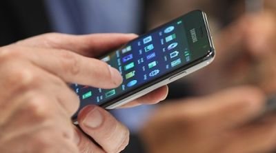 Тетя и бабушка уговорили 10-летнего ребенка отрицать изнасилование за смартфон